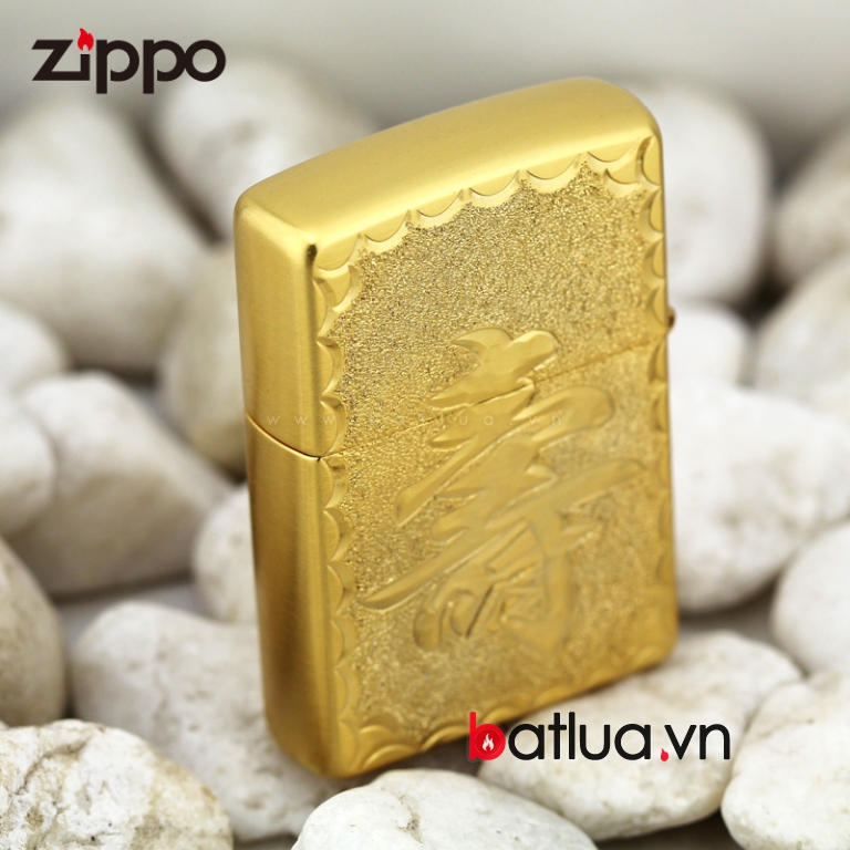 Bật lửa Zippo chính hãng xi vàng khắc hình ông Thọ