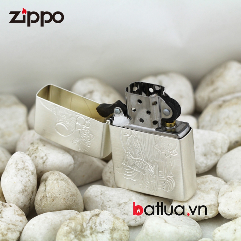 Bật lửa Zippo chính hãng bạc nguyên khối khắc hình ông Thọ