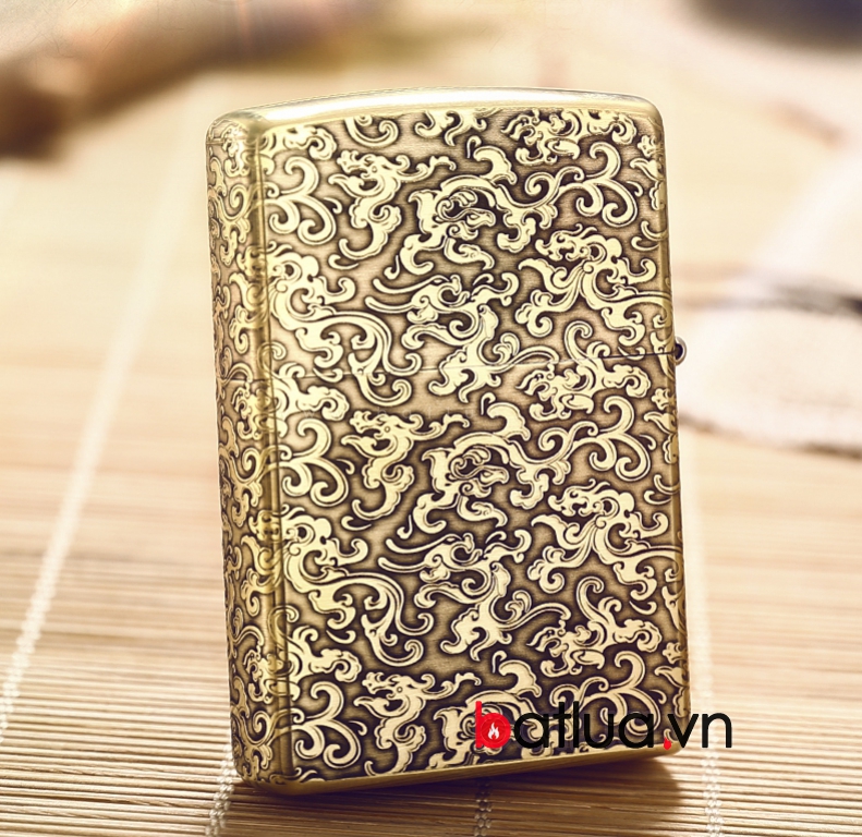 Bật lửa Zippo phiên bản chạm khắc nổi mây bao quanh