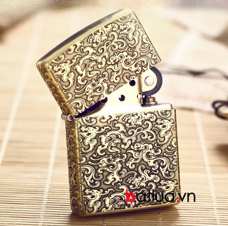 Bật lửa Zippo phiên bản chạm khắc nổi mây bao quanh