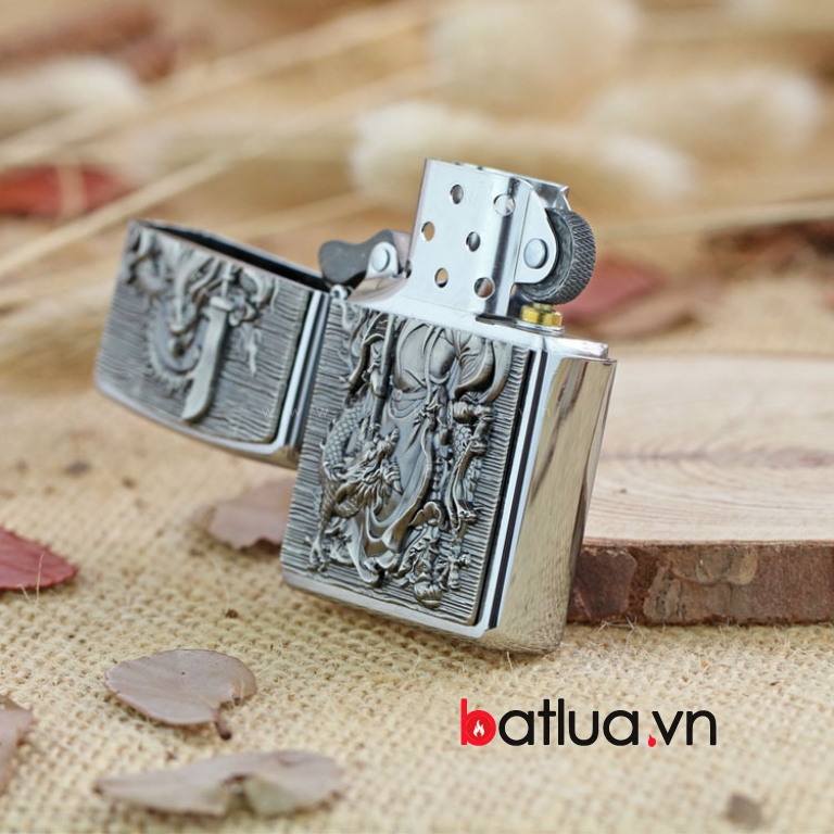 Bật lửa Zippo bạc khắc nổi hình quang công cưỡi rồng