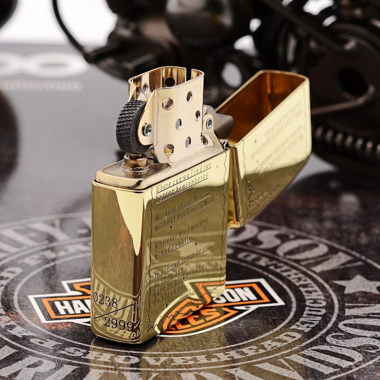 Zippo Chính Hãng Đồng Bóng Khắc Lời Thế Bên Nhau Dưới Cây