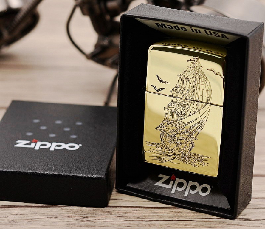 Zippo Chính Hãng Đồng Bóng Khắc Thuận Buồm Xuôi Gió