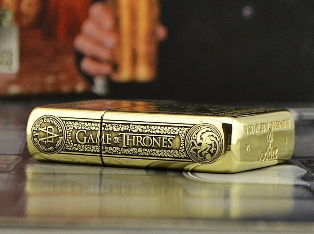 Zippo Chính Hãng Đồng Bóng Khắc Trò Chơi Game Of Thrones Phiên Bản Amor