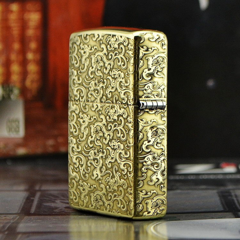 Zippo Chính Hãng Đồng Bóng Khắc Hoa Văn Phiên Bản Amor