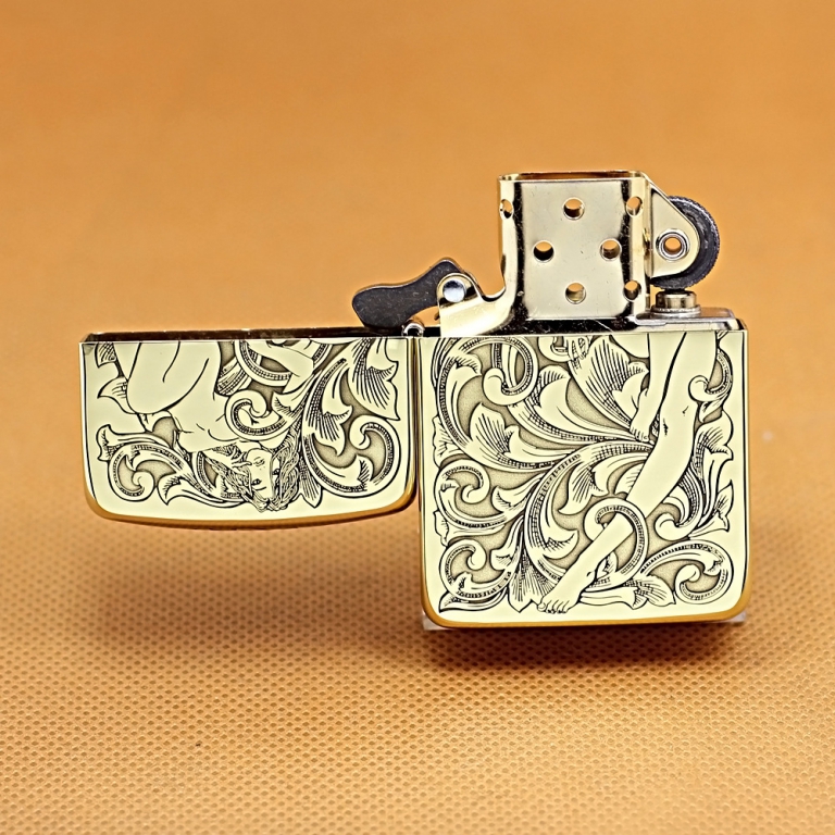 Zippo Chính Hãng Đồng Tái Bản 1941 Khấc Cô Gái Trên Hoa Văn Arabesque