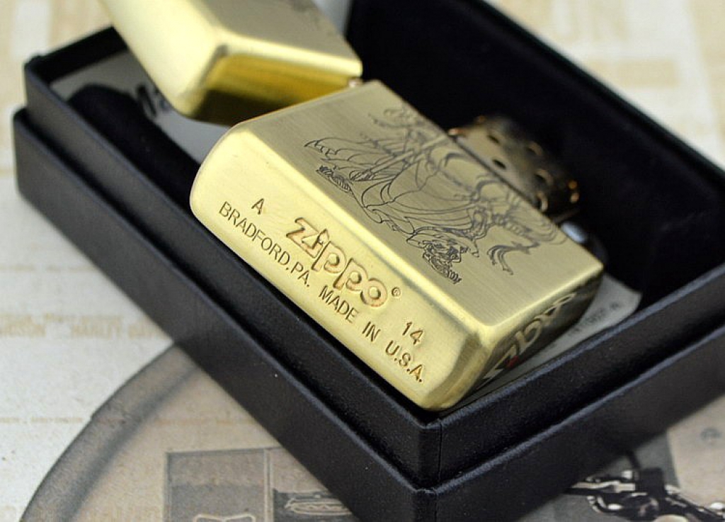 Zippo Chính Hãng Đồng Bóng Khắc Quan Công