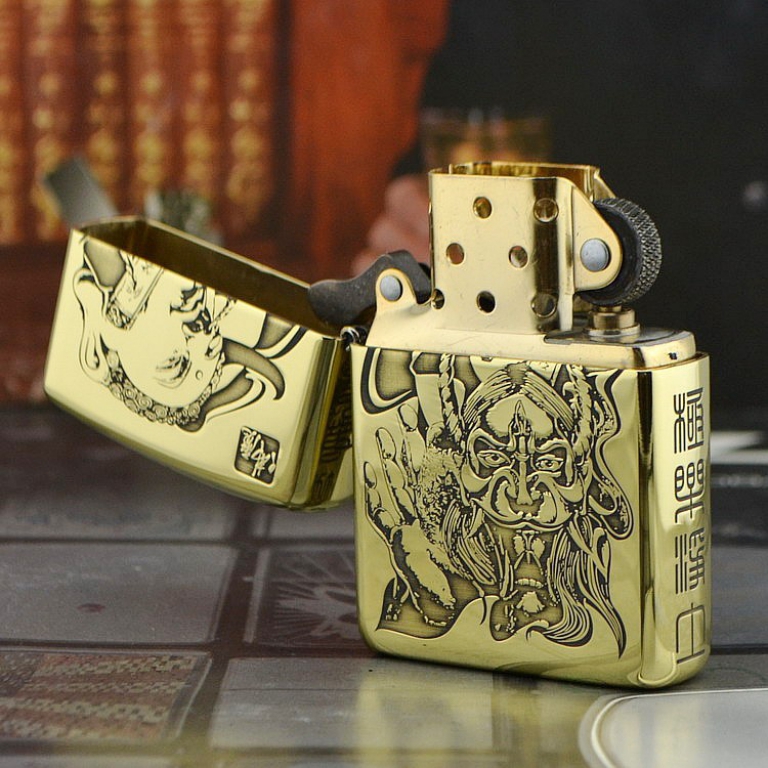 Zippo Chính Hãng Đồng Bóng  Năm Mặt Khắc Đức Phật và Phép Thuật