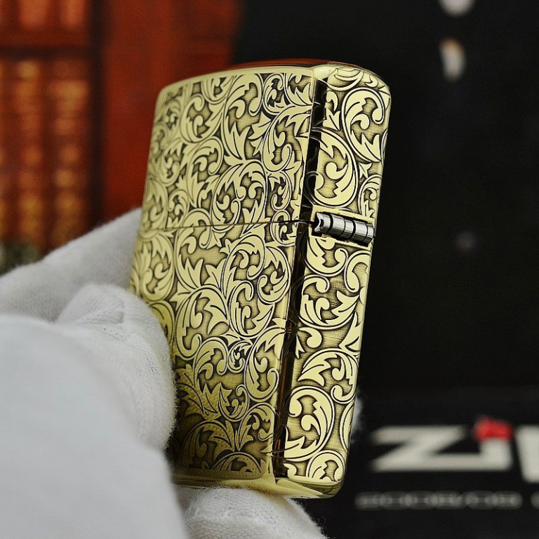 Zippo Chính Hãng Đồng Bóng Khắc Hoa Văn Xung Quanh Thánh Giá