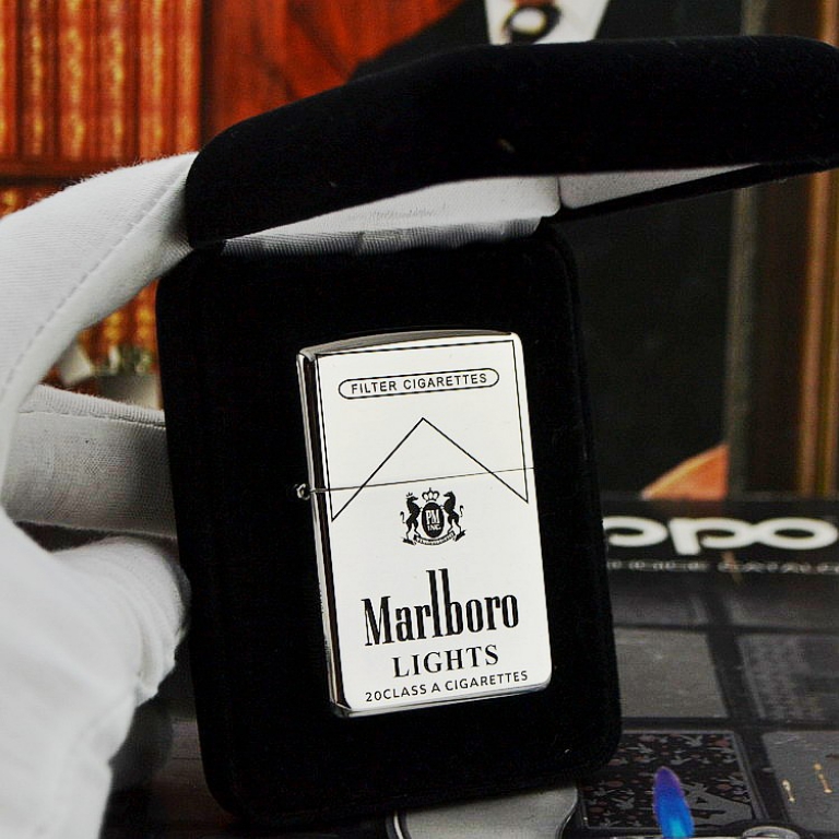 Zippo Chính Hãng Bạc Khối Khắc Logo Marlboro