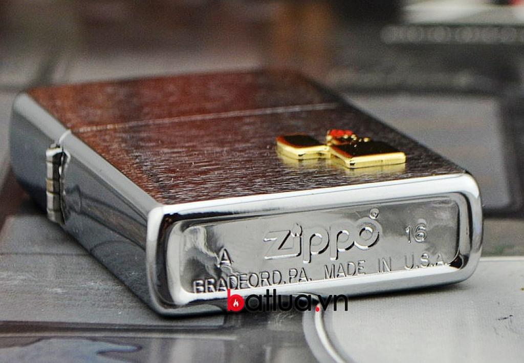 Bât lửa zippo chính hãng đính zippo màu xước bạc