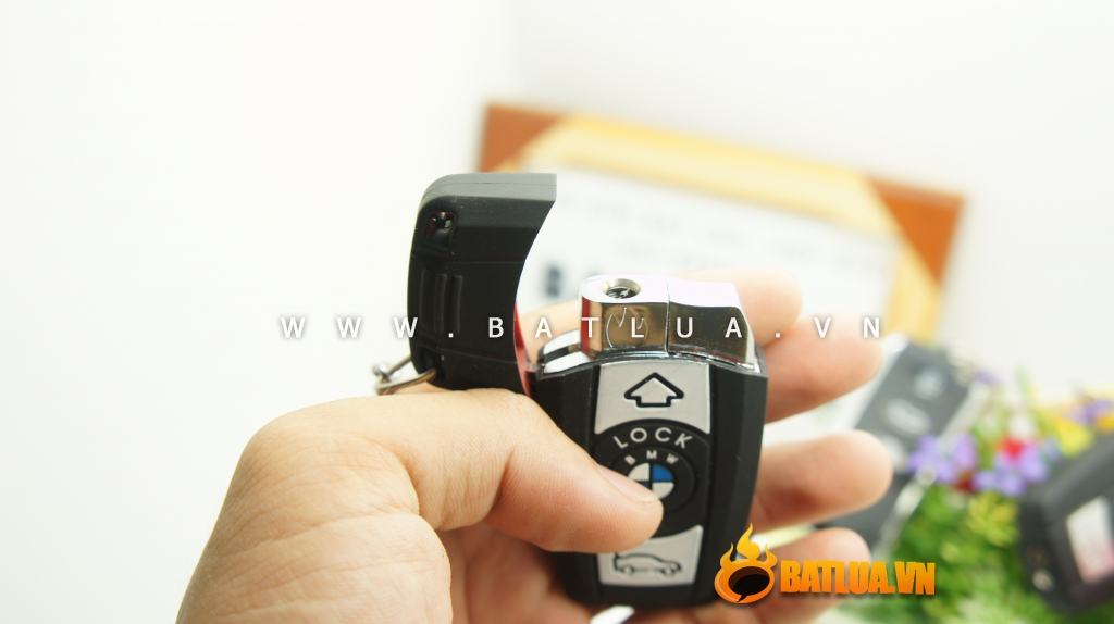Bật lửa kiêm móc khóa xe ô tô BMW - Lửa khò MS88 095