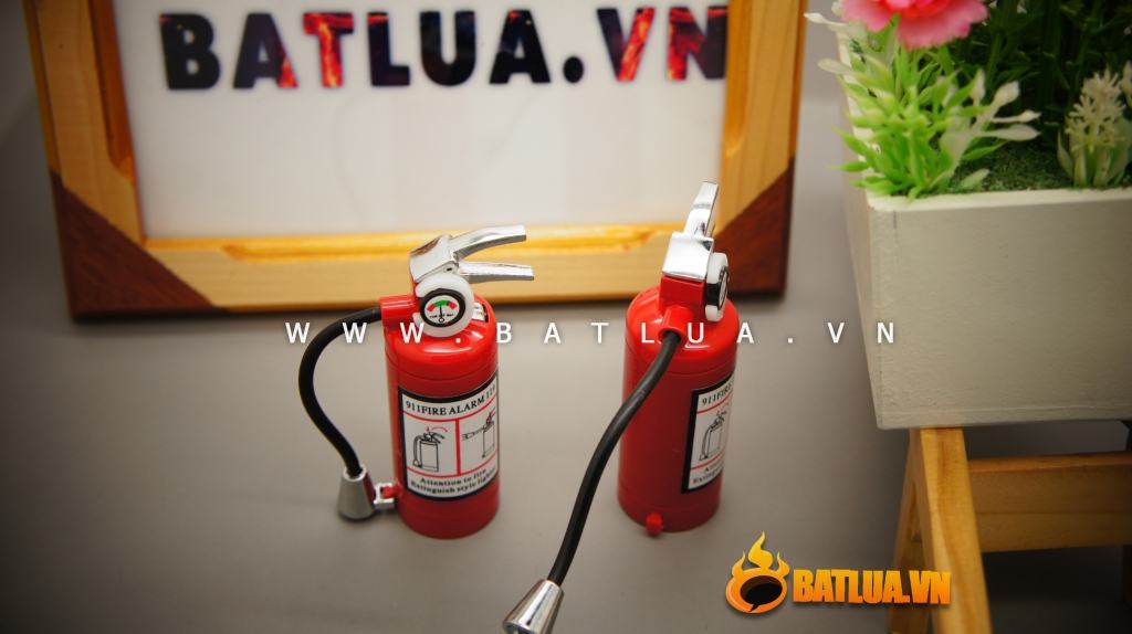 Bật lửa bình cứu hỏa MS88 076