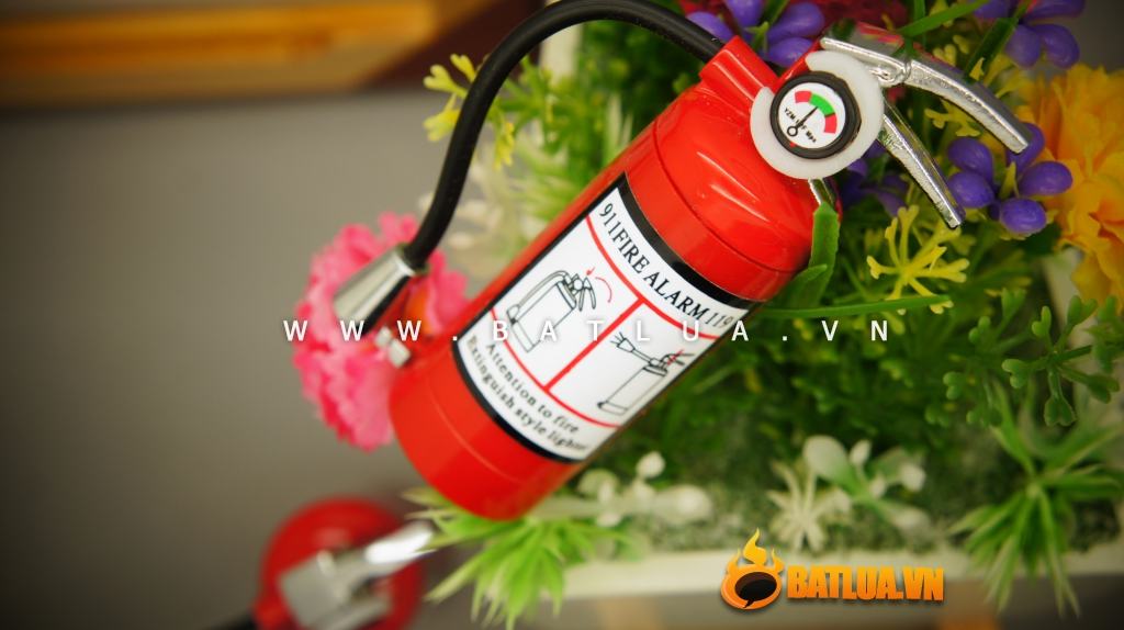 Bật lửa bình cứu hỏa MS88 076