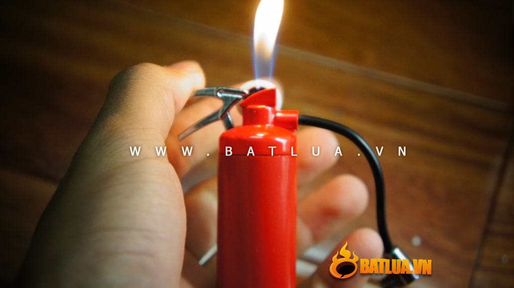 Bật lửa bình cứu hỏa MS88 076
