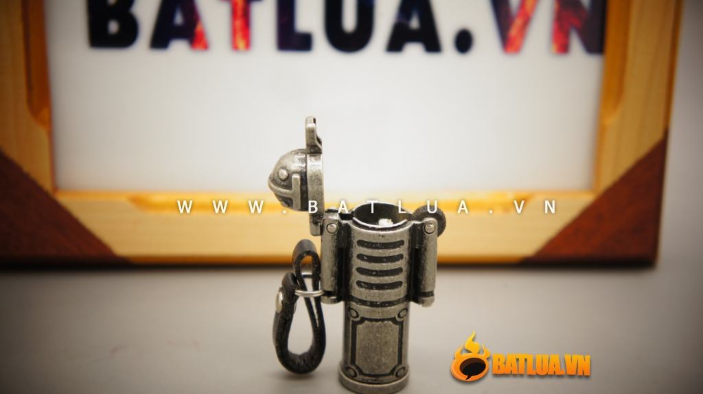 Bật Lửa Hình Người Máy MS88 060