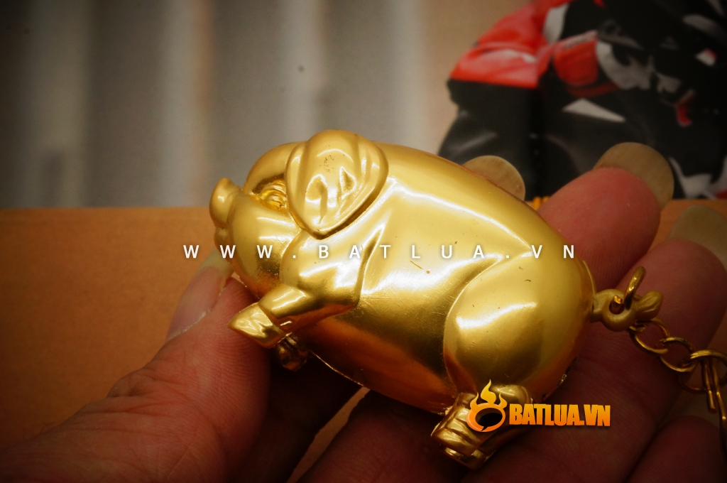 Bật lửa hình chú heo vàng may mắn MS88 006