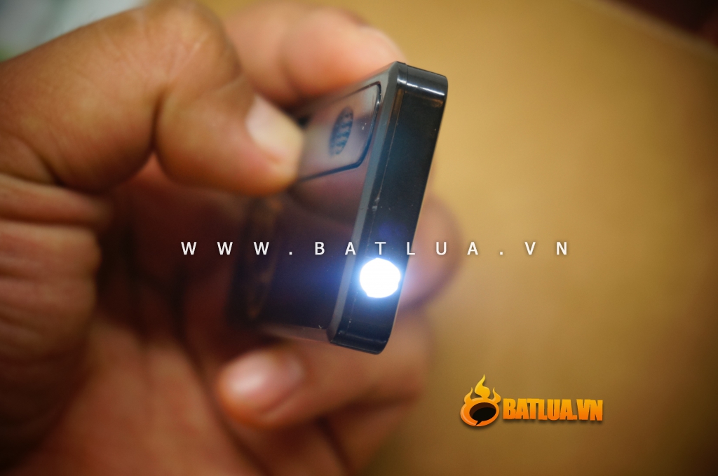 Bật lửa không dùng ga sạc điện qua USB hình Máy MP3 sành điệu MS66 018
