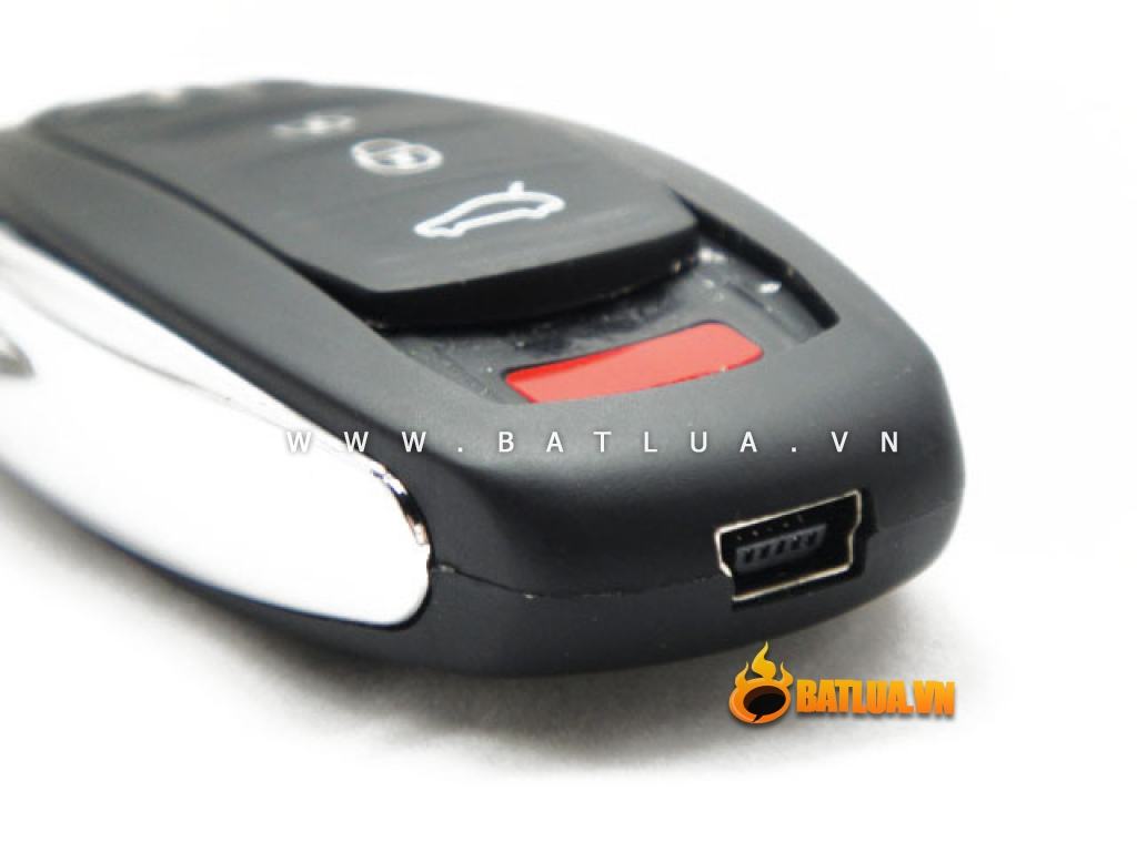 Bật lửa sạc USB móc khóa ô tô Volkswagen MS66 031