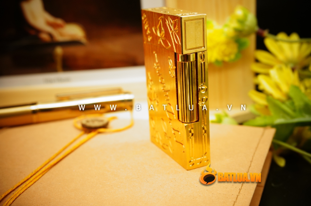 Bật Lửa S.T.Dupont chữ Dupont hoa lá khắc chìm Mẫu 90