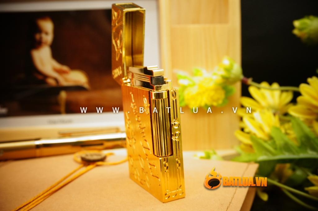 Bật Lửa S.T.Dupont chữ Dupont hoa lá khắc chìm Mẫu 90