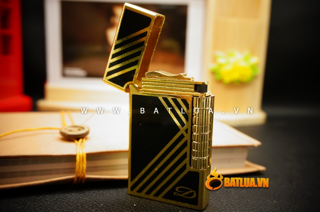 Bật lửa Dupont vân hình chữ V