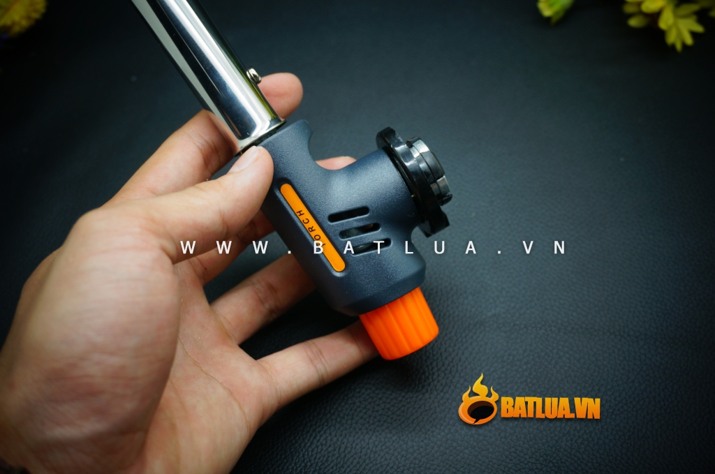 Đầu bật lửa khò rất mạnh lắp vào bình ga Mini