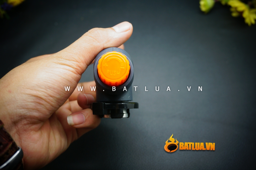 Đầu bật lửa khò rất mạnh lắp vào bình ga Mini