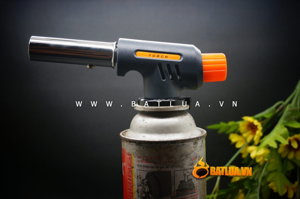 Đầu bật lửa khò rất mạnh lắp vào bình ga Mini