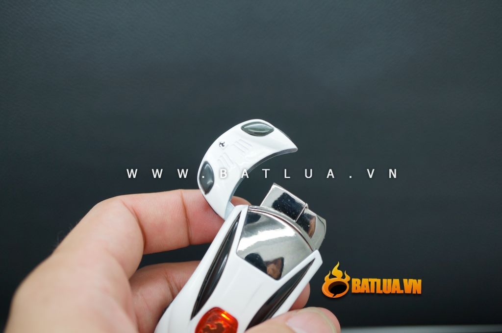 Bật lửa siêu xe ô tô Ferrari mẫu mới nhất 2013