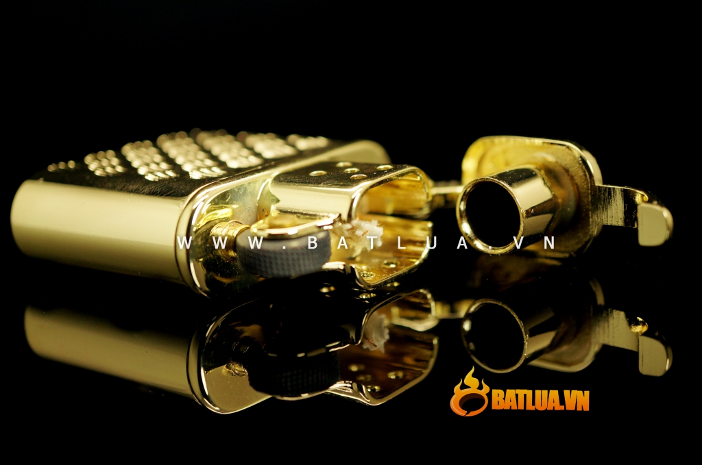 Bật lửa Zorro Z506 đánh đá cổ