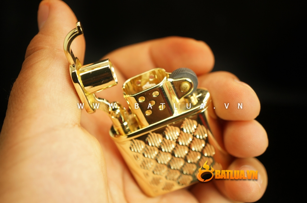 Bật lửa Zorro Z506 đánh đá cổ