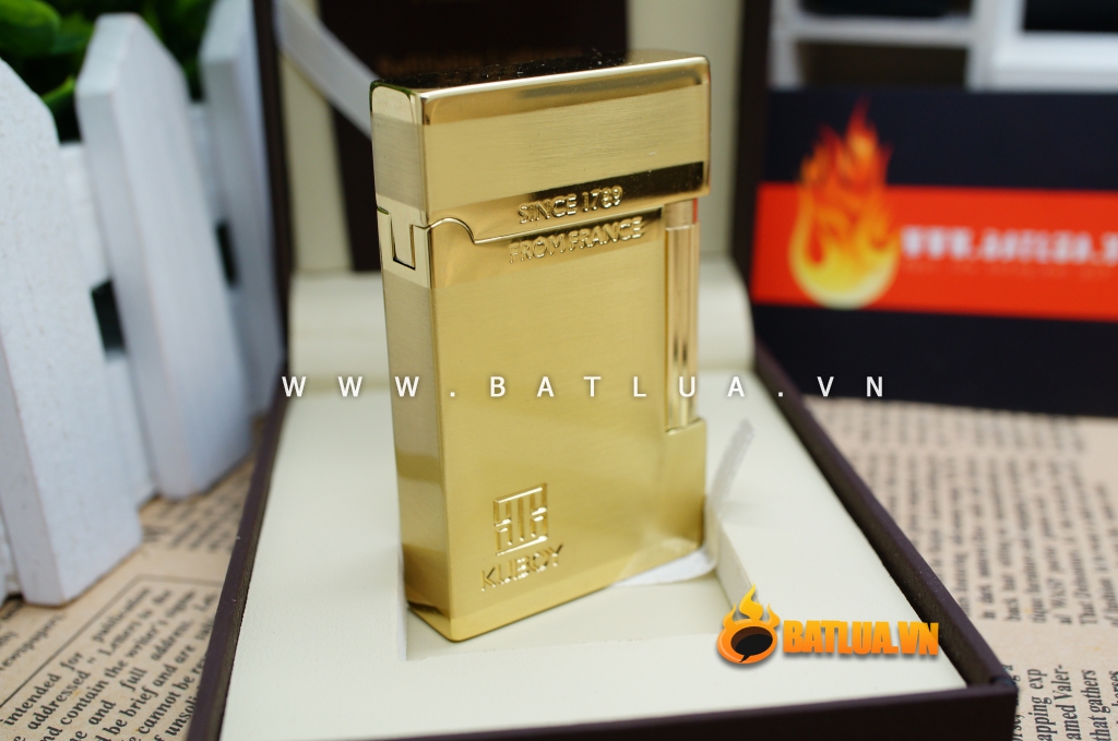 Bật lửa KUBOY màu vàng óng KUBOY K1-35