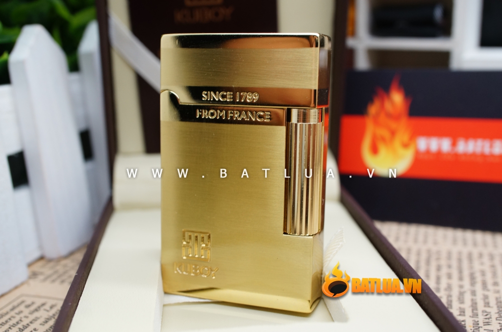 Bật lửa KUBOY màu vàng óng KUBOY K1-35