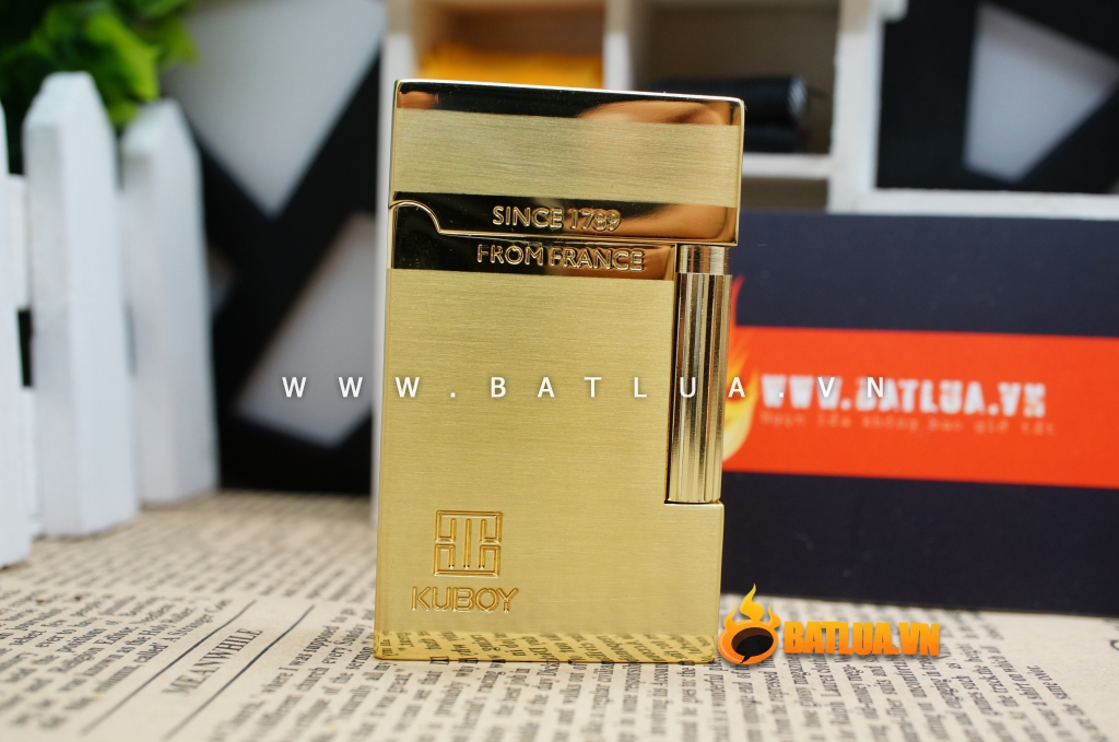 Bật lửa KUBOY màu vàng óng KUBOY K1-35