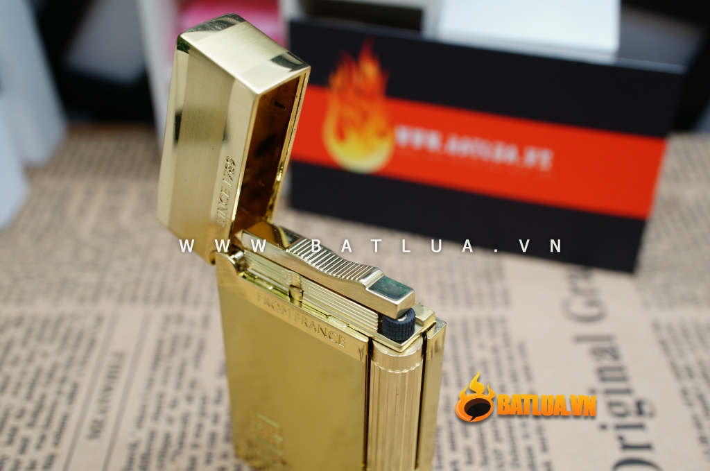 Bật lửa KUBOY màu vàng óng KUBOY K1-35
