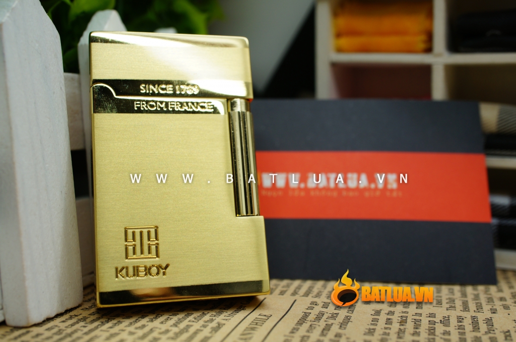Bật lửa KUBOY màu vàng óng KUBOY K1-35