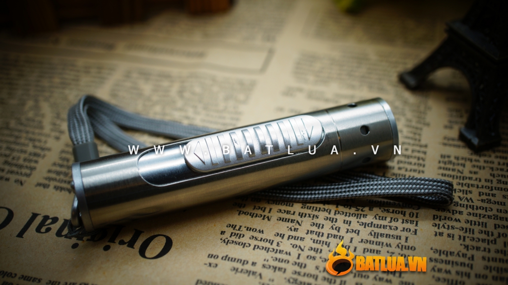 Bật lửa sạc điện usb có đèn pin LED siêu sáng bluemoon