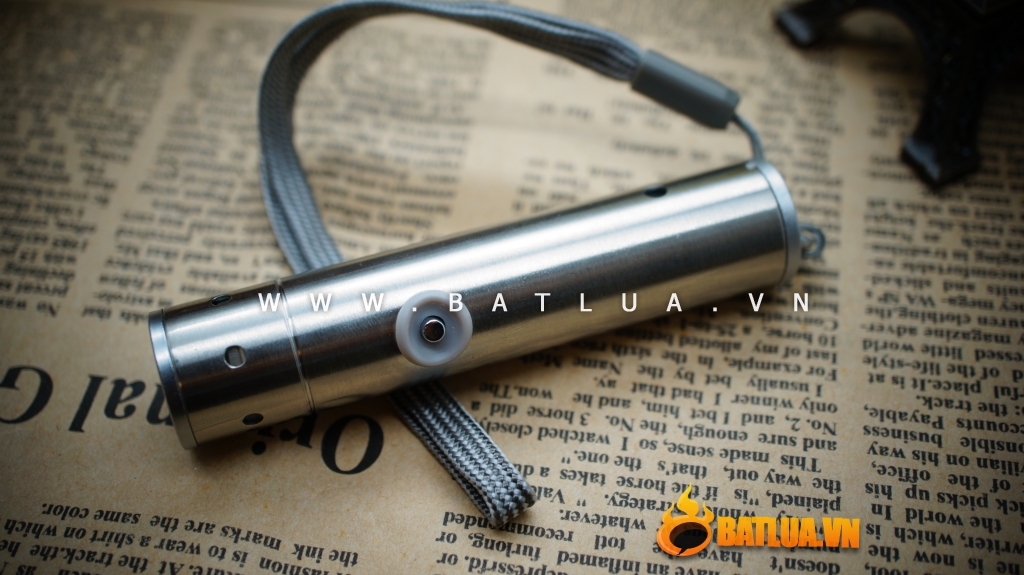 Bật lửa sạc điện usb có đèn pin LED siêu sáng bluemoon