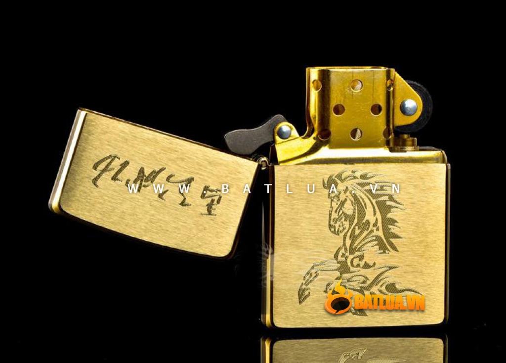 Bật lửa Zippo chính hãng 204B khắc mã đáo thành công