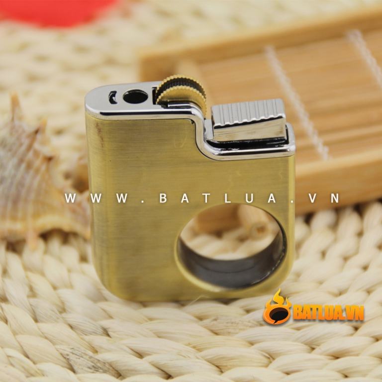 Bật lửa đánh đá phong cách lạ lỗ tròn ở giữa