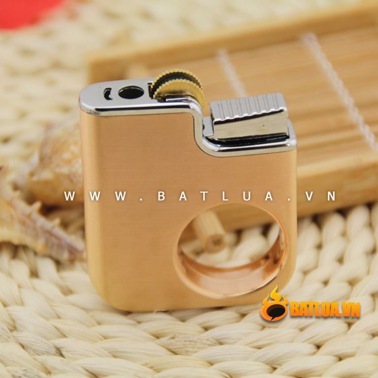 Bật lửa đánh đá phong cách lạ lỗ tròn ở giữa