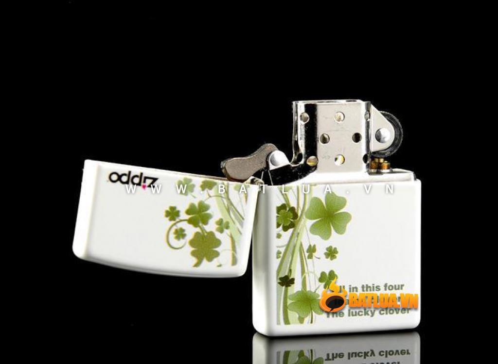 Bật lửa Zippo chính hãng 214 màu sơn trắng in hình cỏ 4 lá