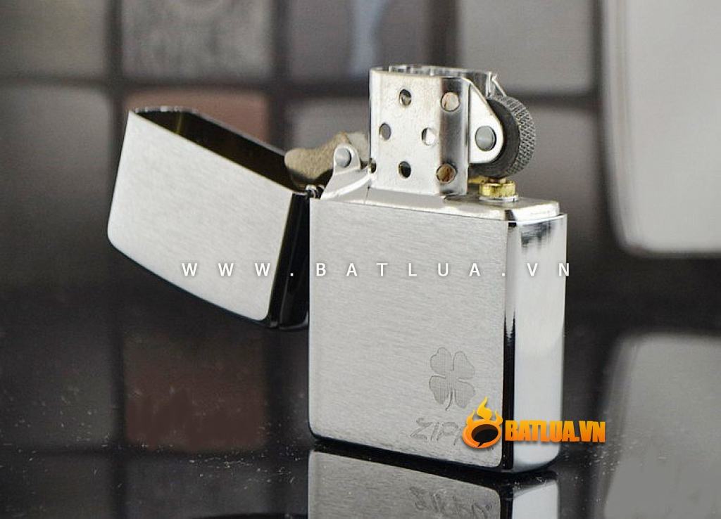 Bật lửa Zippo chính hãng 200