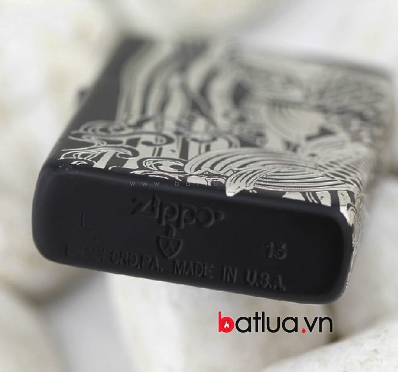 Bật lửa zippo đen in hoa văn cá chép Ver 1