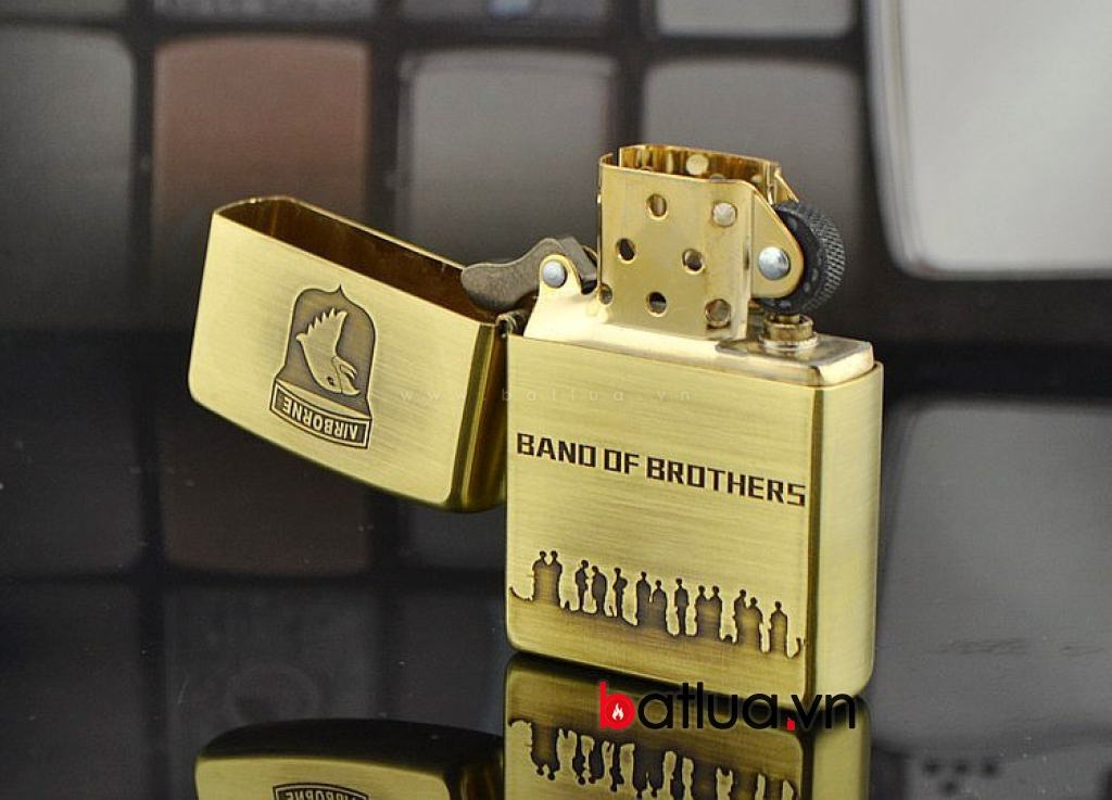 Bật lửa zippo đồng Band of Brothers Limited 3000