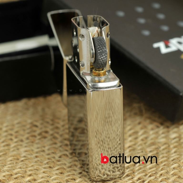 Bật lửa zippo chính hãng trơn bóng