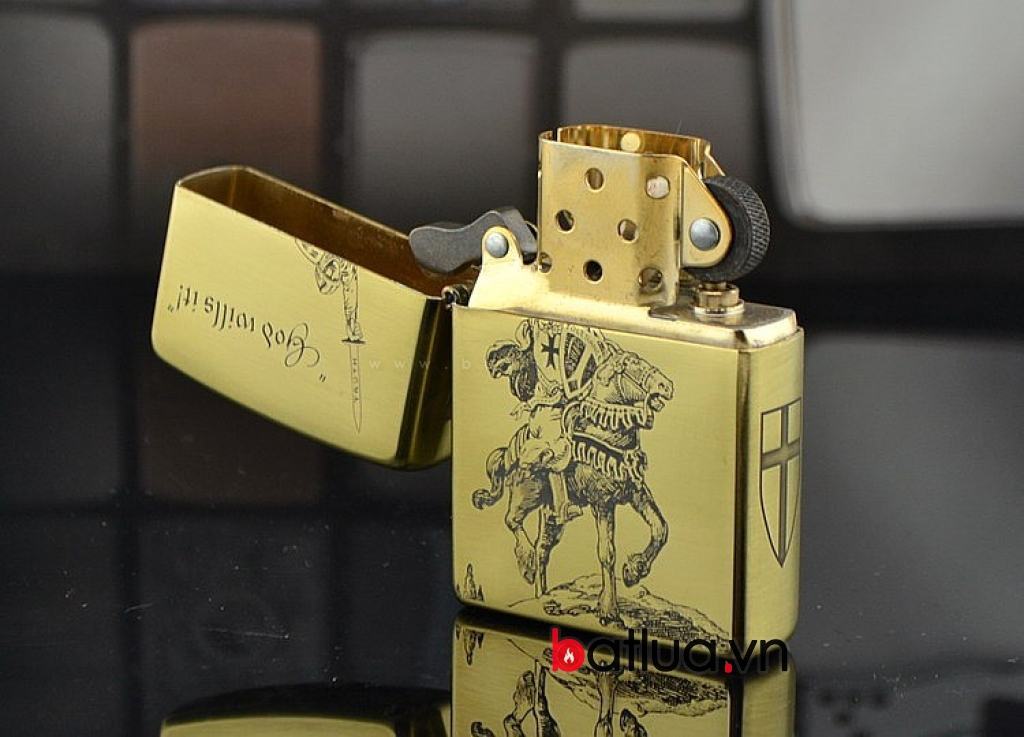 Bật lửa Zippo chính hãng đồng khắc Crusades