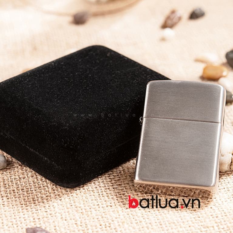 Bật lửa zippo chính hãng USA nguyên khối bạc xước