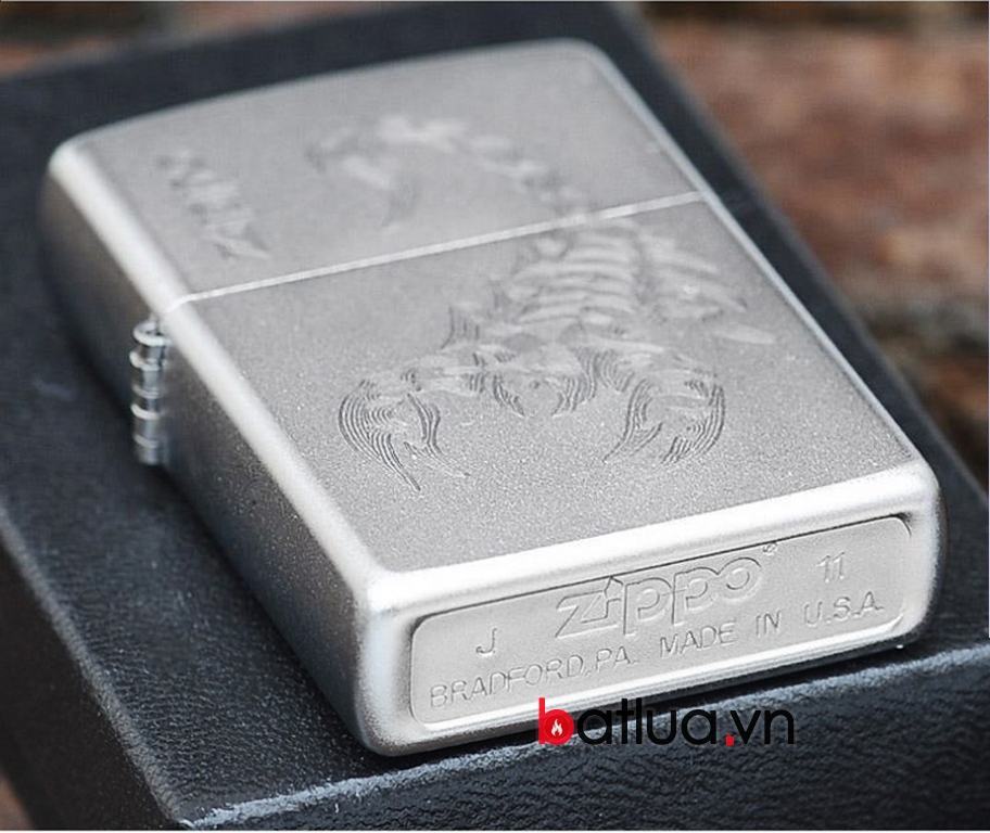 Bật lửa Zippo chính hãng bạc khắc Bọ cạp